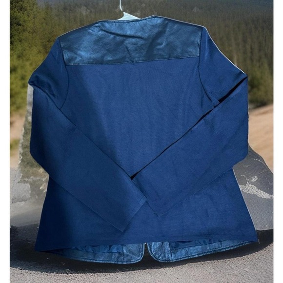 The VTG Chic 90S Women's Peter‎ Nygard Genius Leather/Knit Embellished Jacket - Picture 6 of 6